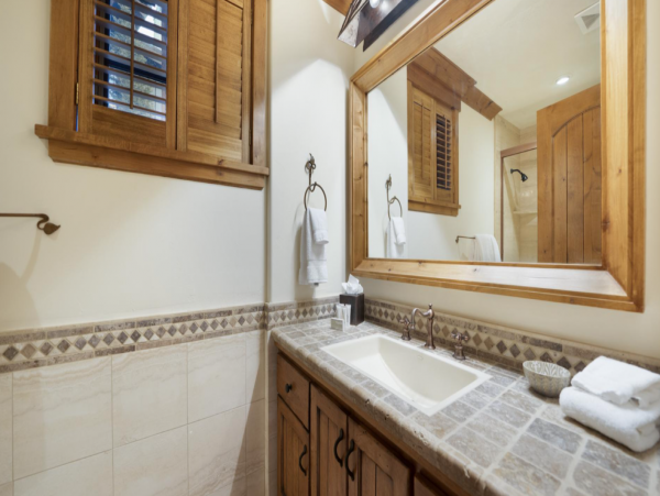 Park City Luxury Three Level Vacation Home Sleeps 18 Guests